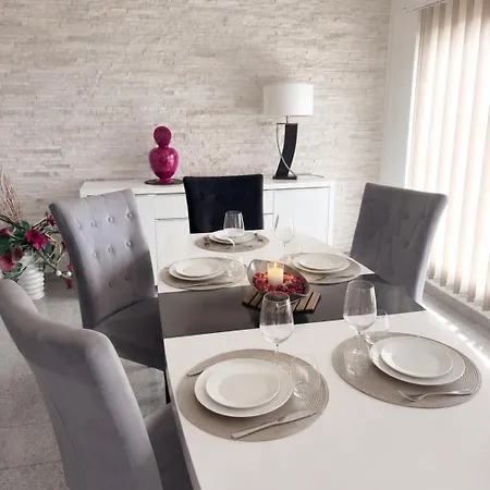 Villa Prestige, Jardin Privé, Parkings Sécurisés, Jacuzzi En Option *