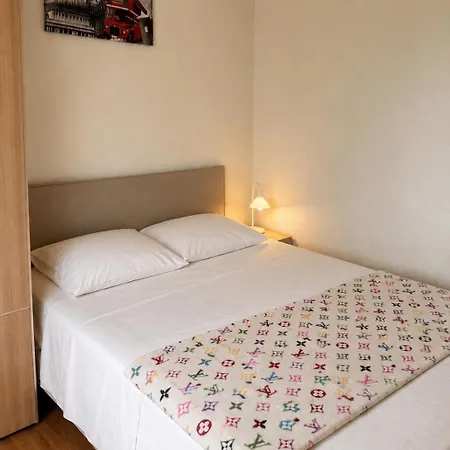 Villa Prestige, Jardin Privé, Parkings Sécurisés, Jacuzzi En Option