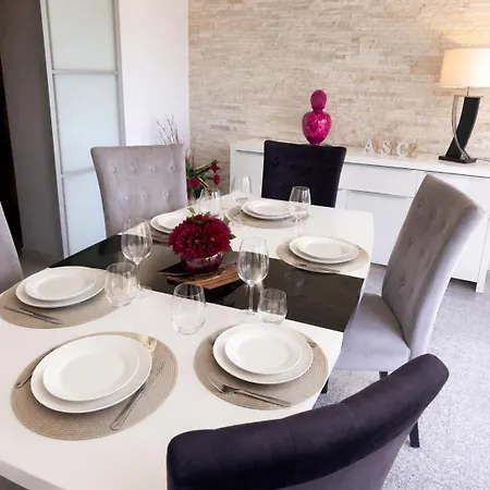 Prestige, Jardin Privé, Parkings Sécurisés, Jacuzzi En Option Hombourg (Haut-Rhin)