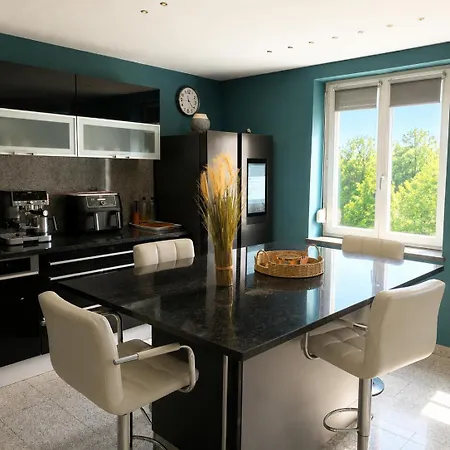 Prestige, Jardin Privé, Parkings Sécurisés, Jacuzzi En Option Villa