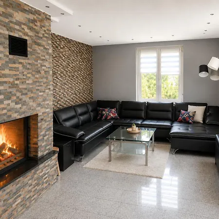 Prestige, Jardin Privé, Parkings Sécurisés, Jacuzzi En Option Villa Hombourg (Haut-Rhin)