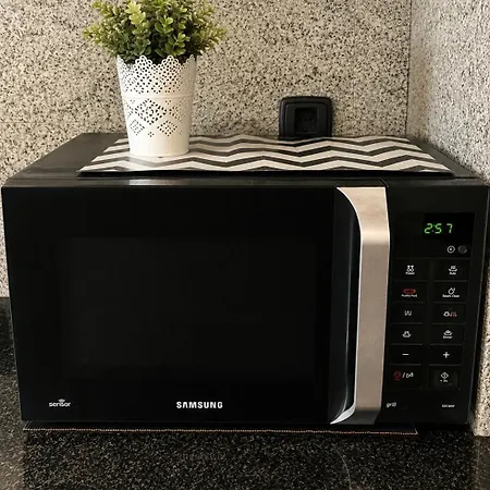 Prestige, Jardin Privé, Parkings Sécurisés, Jacuzzi En Option Villa